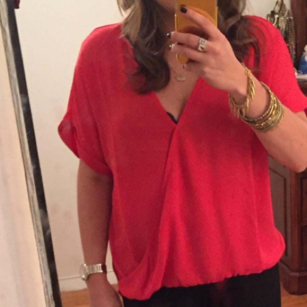 Red top - Picture 2 of 2